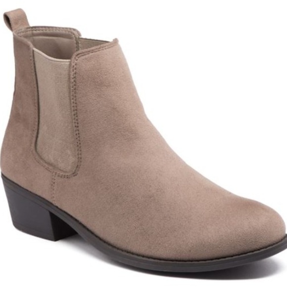 Taupe Ankle Chelsea bootie - Picture 1 of 3